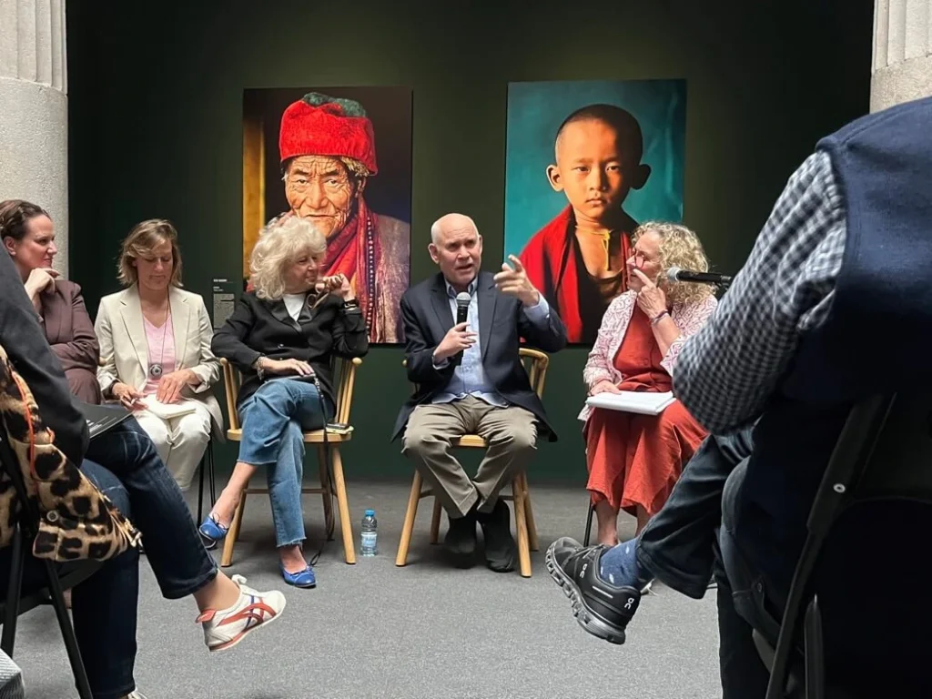 Steve McCurry Icons exhibition presentation
